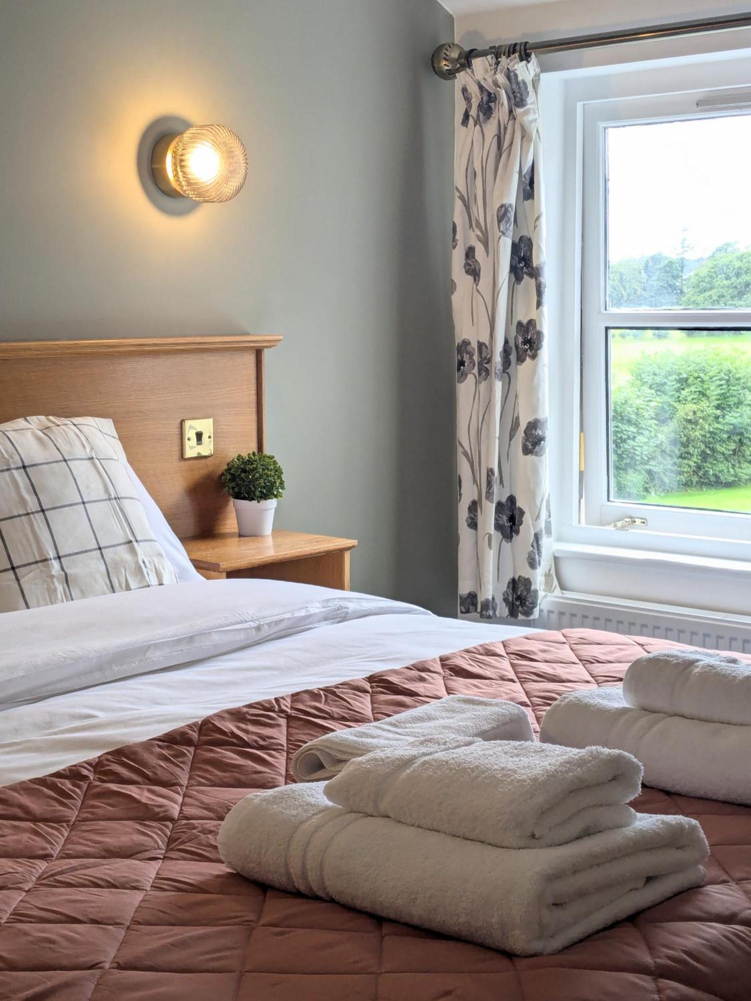 The Whoop Hotell Kirkby Lonsdale Eksteriør bilde