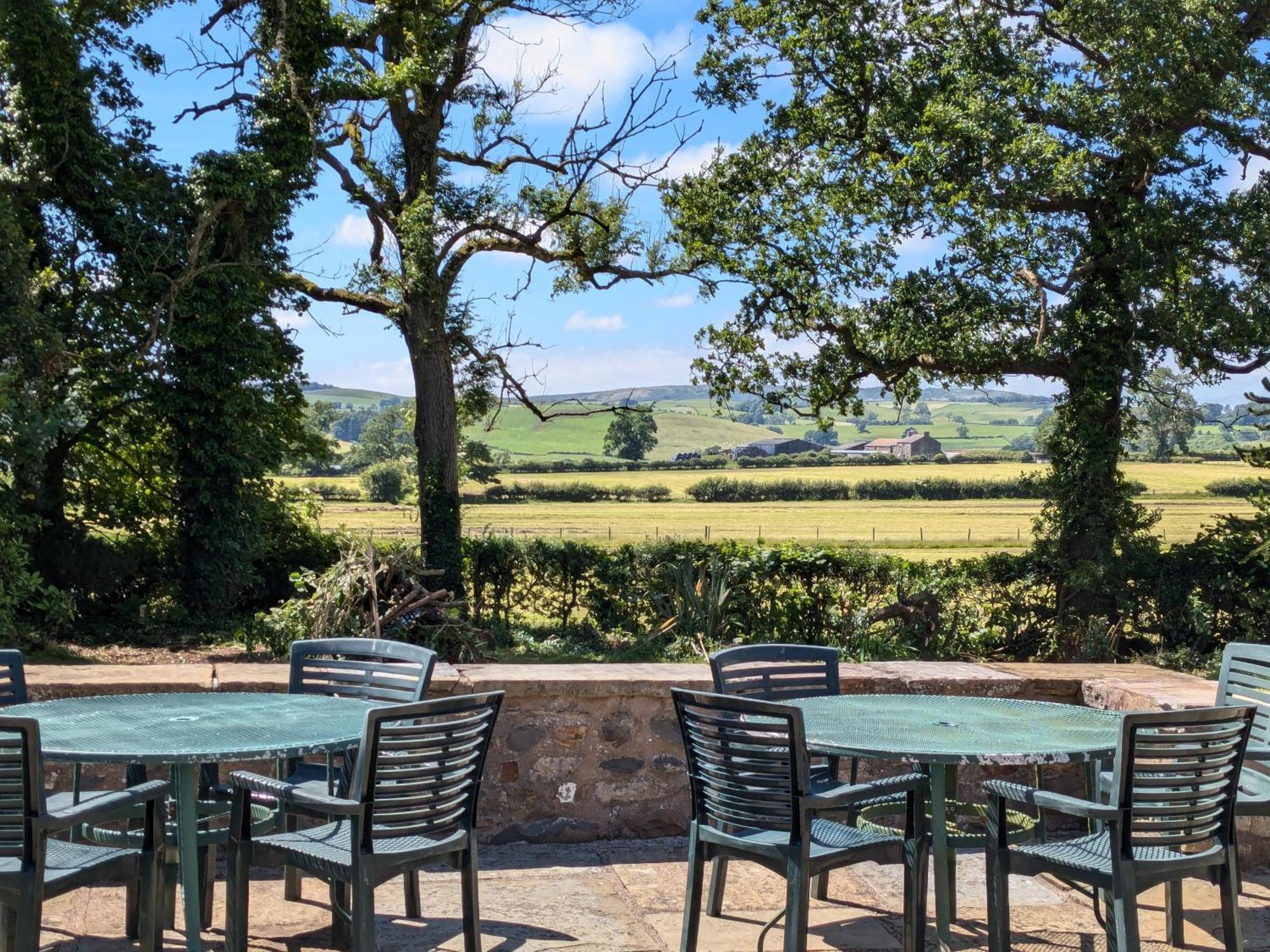 The Whoop Hotell Kirkby Lonsdale Eksteriør bilde